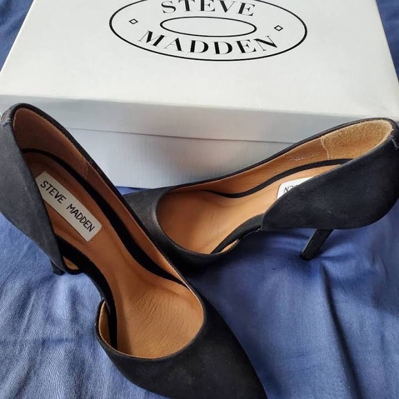 Black Steve Madden Pumps - Picture 1 of 2